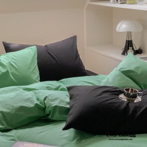 mixed color maximalist bedding bundle