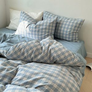 Soft Blend Plaid Bedding Bundle